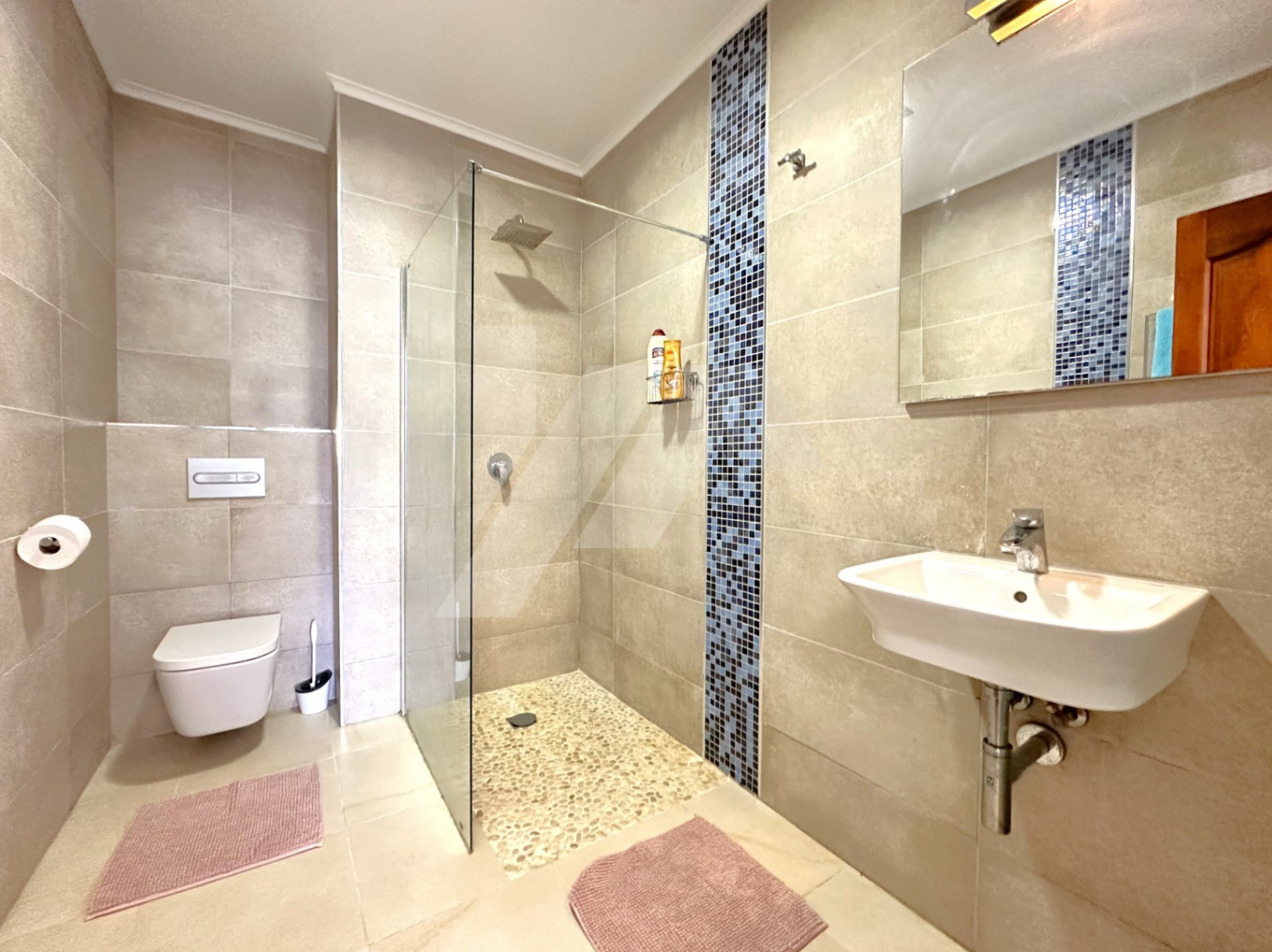 Appartement te koop in Moraira, op loopafstand van de stranden.