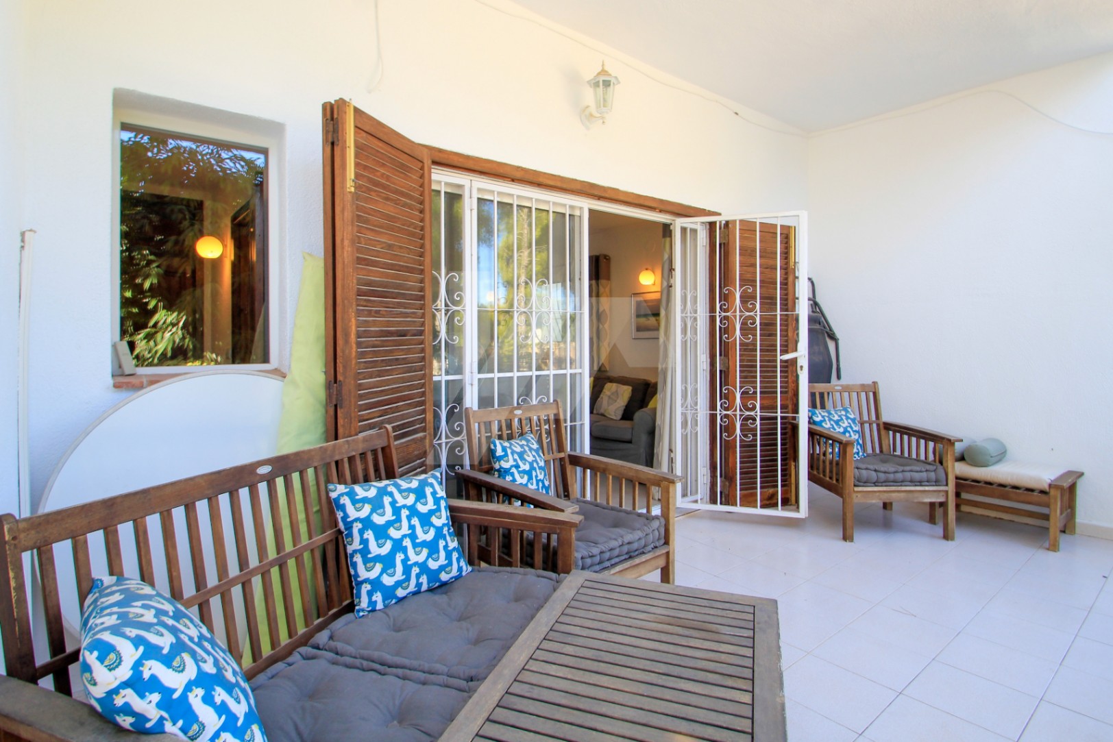 Appartement te koop in Moraira, op loopafstand van de stranden.