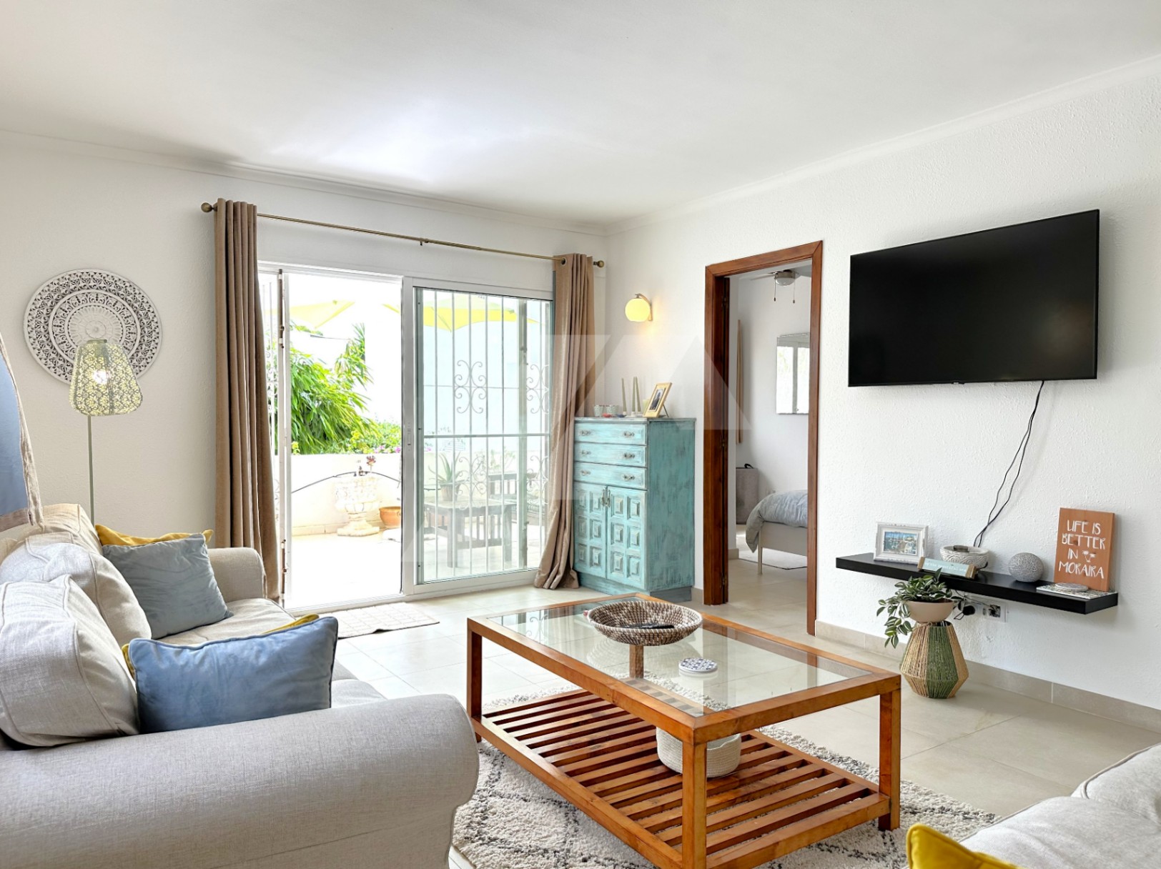 Appartement te koop in Moraira, op loopafstand van de stranden.