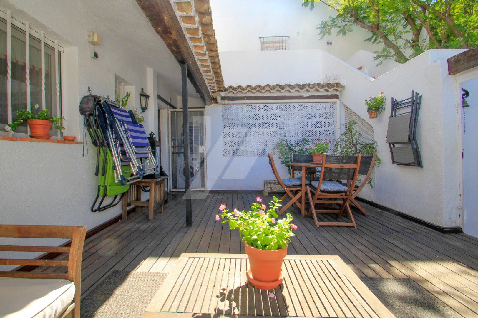 Appartement te koop in Moraira, op loopafstand van de stranden.