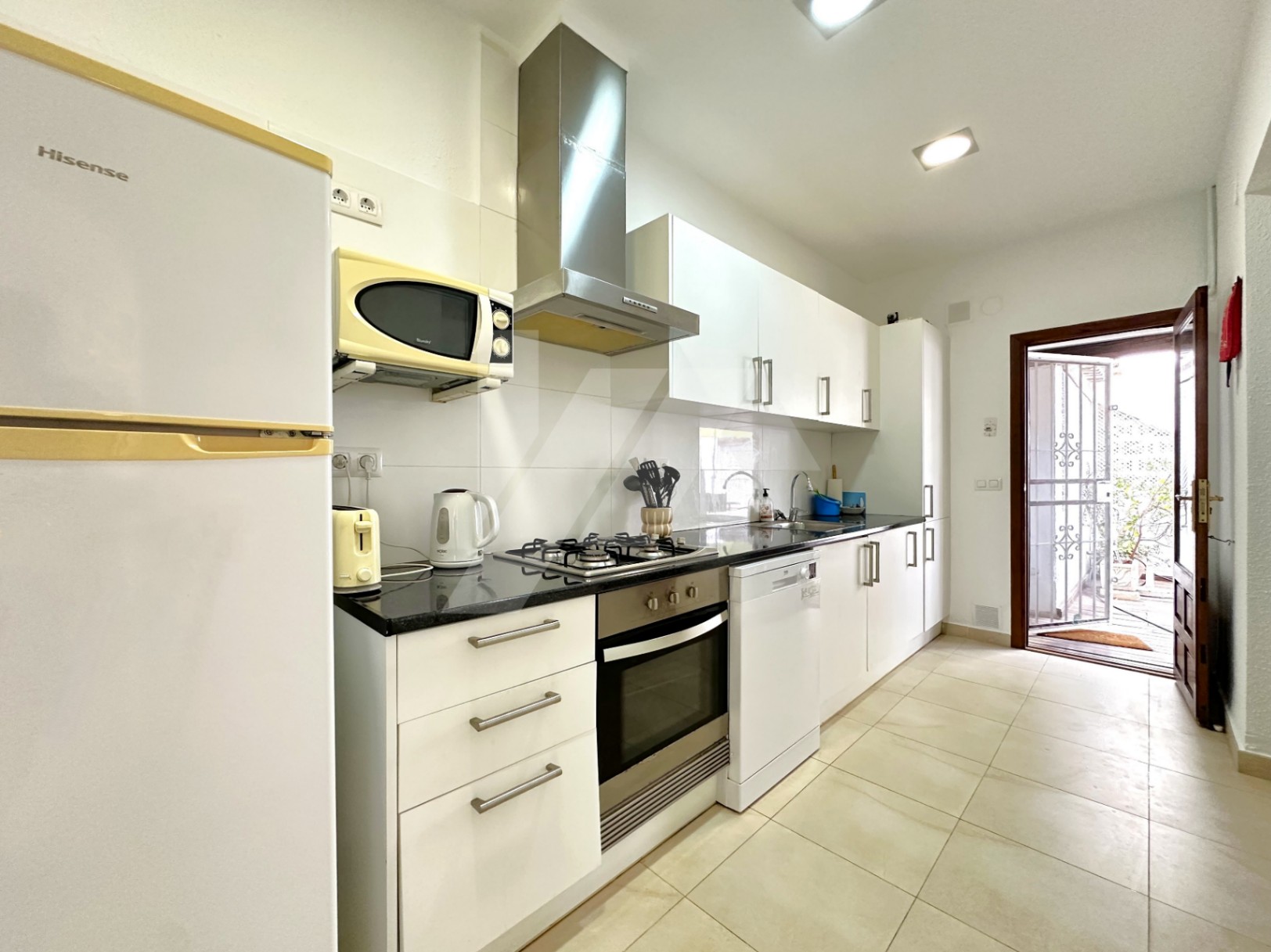 Appartement te koop in Moraira, op loopafstand van de stranden.