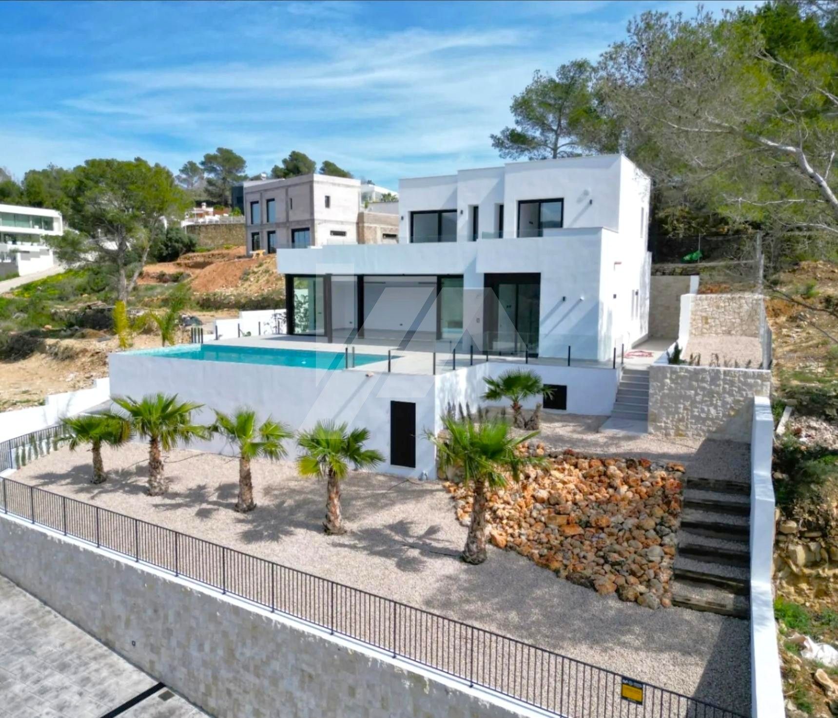 Moderne villa te koop in Calpe, Costa Blanca.