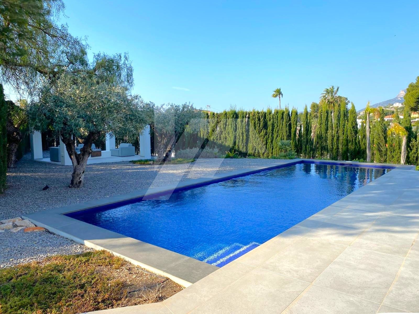 Luxe villa te koop in Calpe, Costa Blanca.
