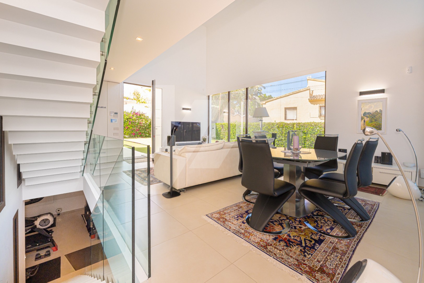 Moderne villa te koop in Moraira met uitzicht op zee, Costa Blanca.
