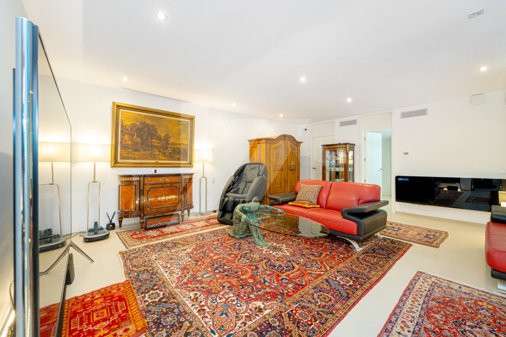 Moderne villa te koop in Moraira met uitzicht op zee, Costa Blanca.