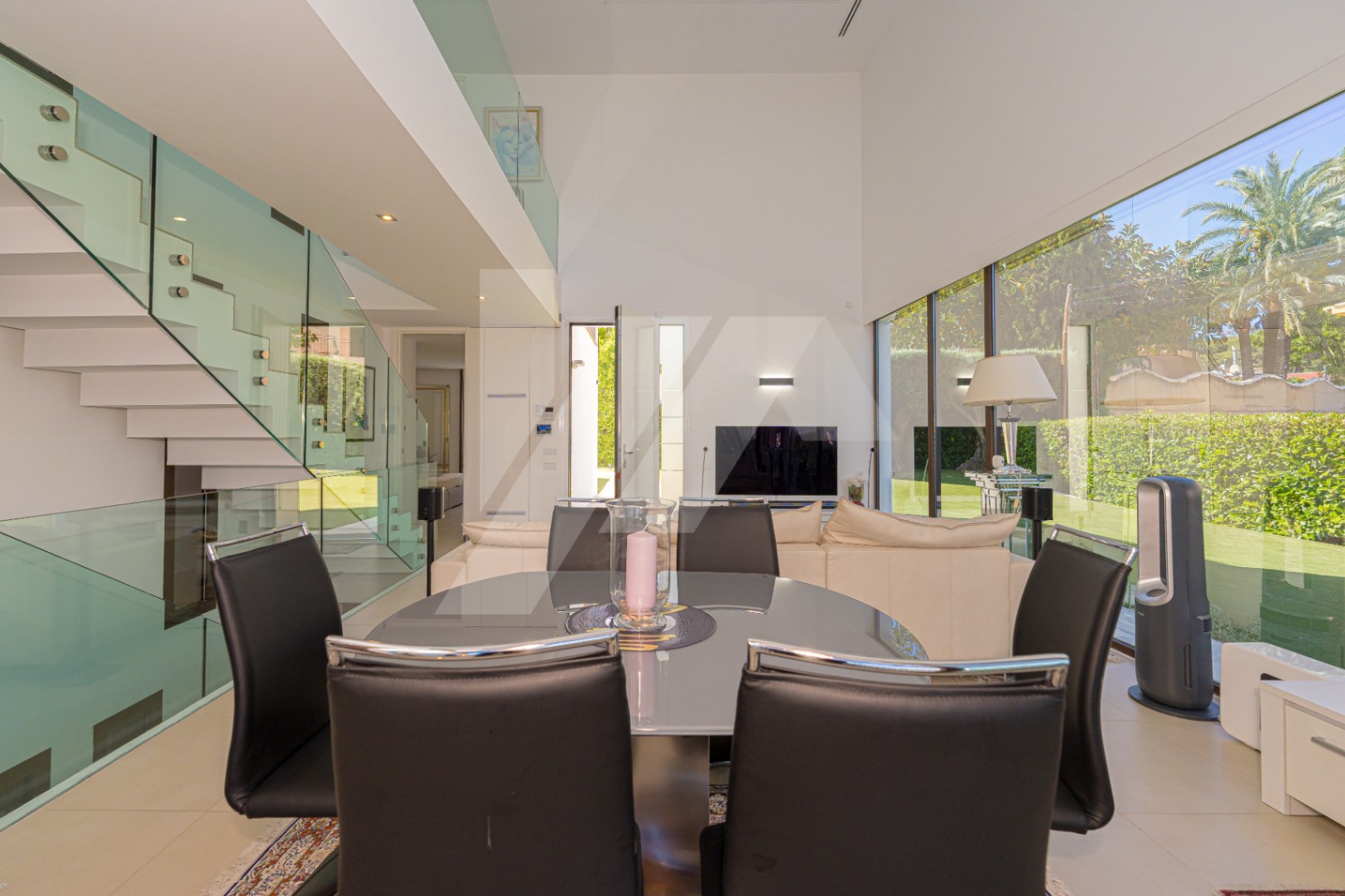 Moderne villa te koop in Moraira met uitzicht op zee, Costa Blanca.