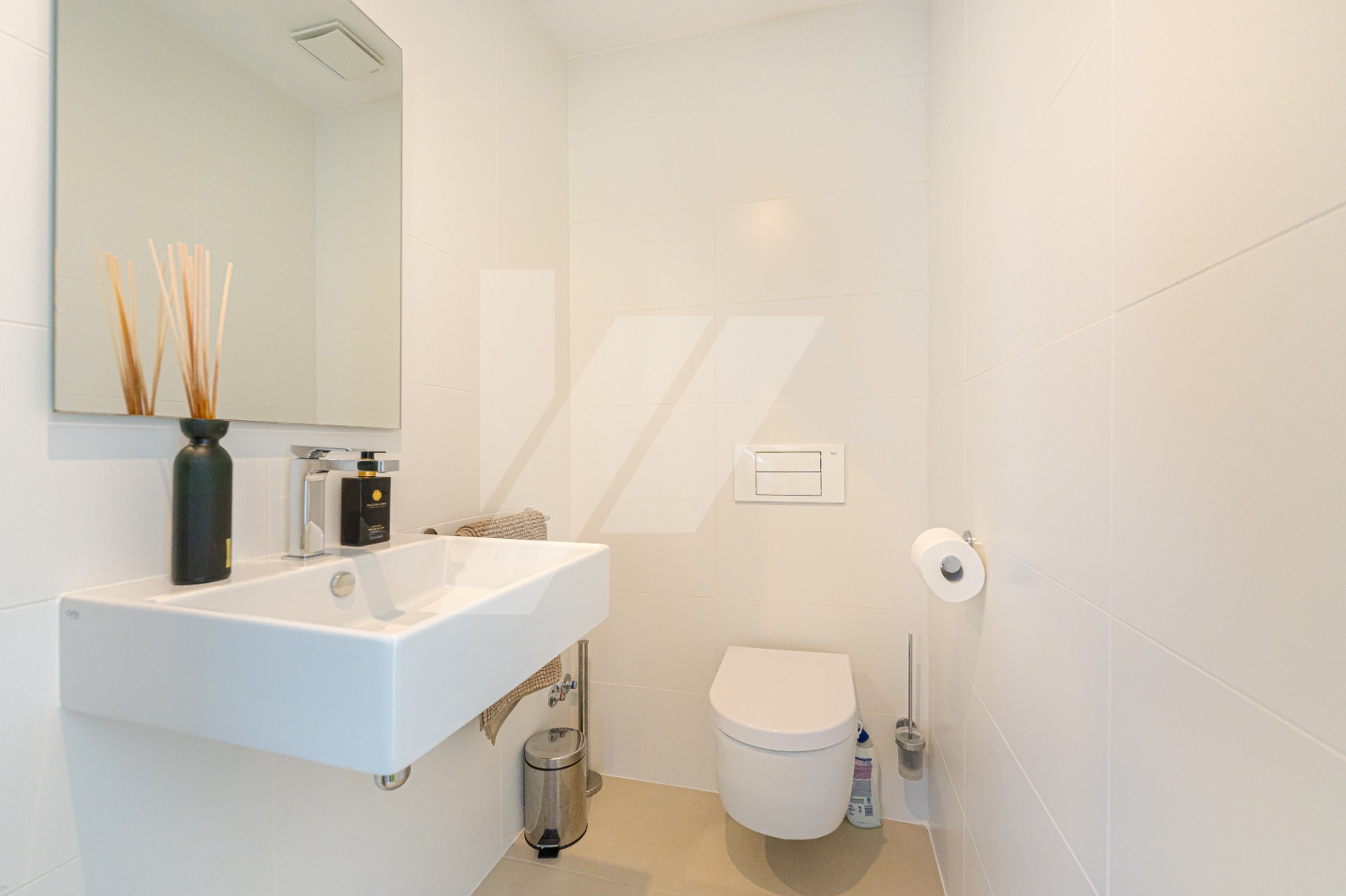 Moderne villa te koop in Moraira met uitzicht op zee, Costa Blanca.