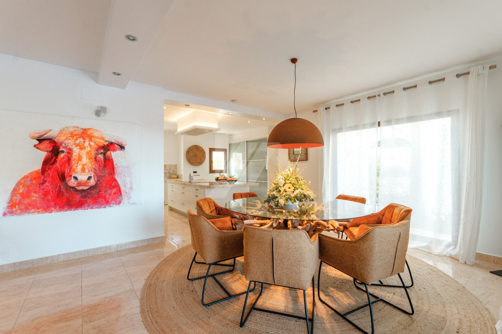 Ibiza-stijl villa te koop in Moraira, Costa Blanca.