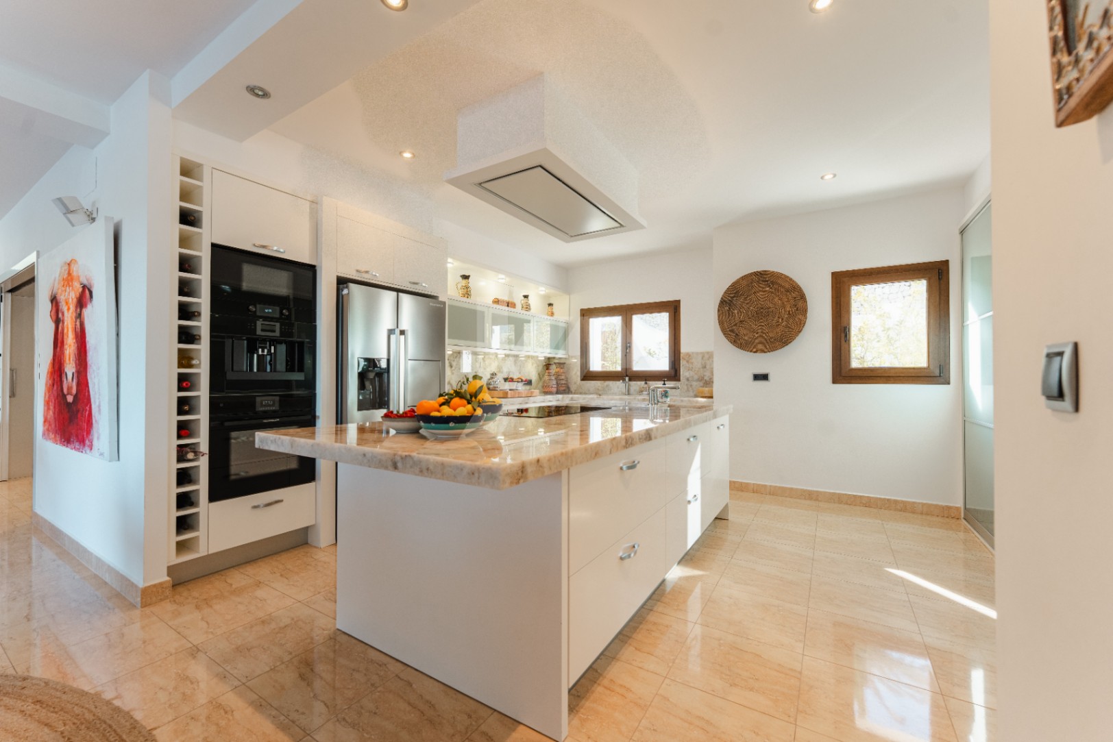 Ibiza-stijl villa te koop in Moraira, Costa Blanca.