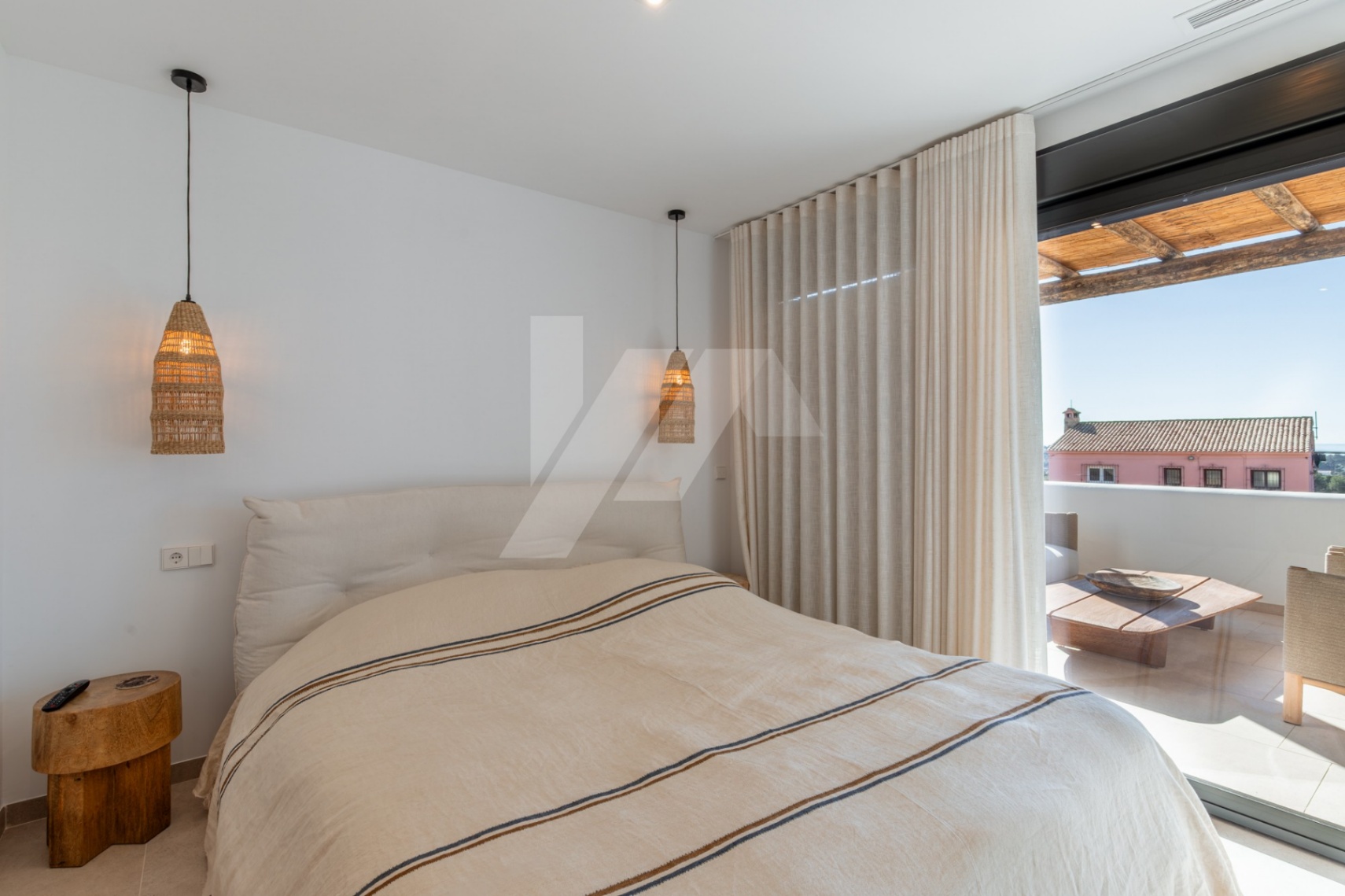 Luxe villa te koop in Moraira, Costa Blanca.