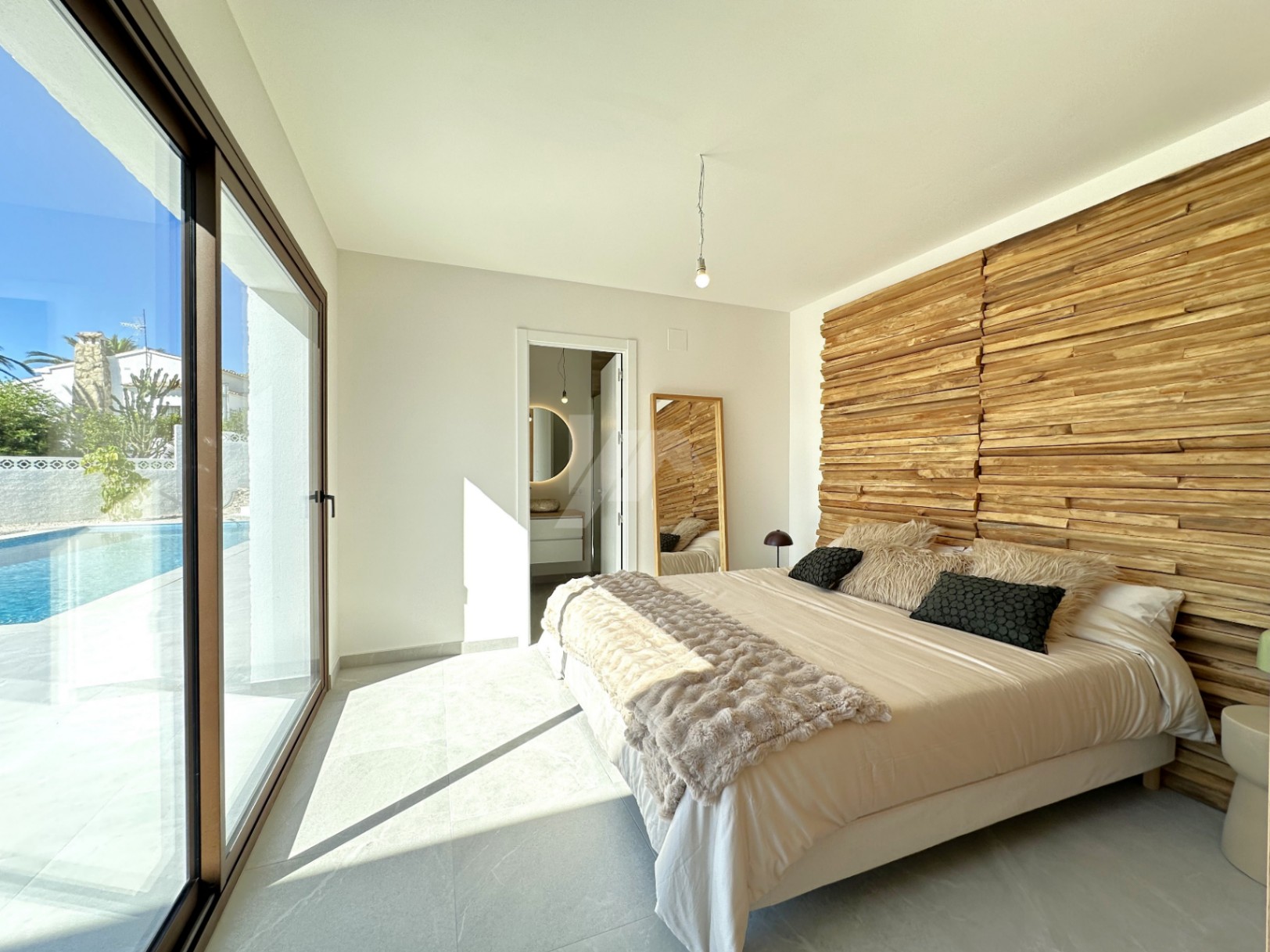 Luxe villa te koop in Moraira, Costa Blanca.