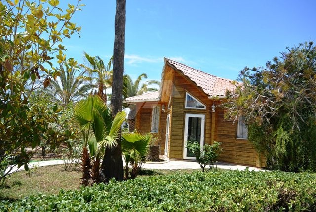 Villa te koop voor investering in Calpe, Costa Blanca.