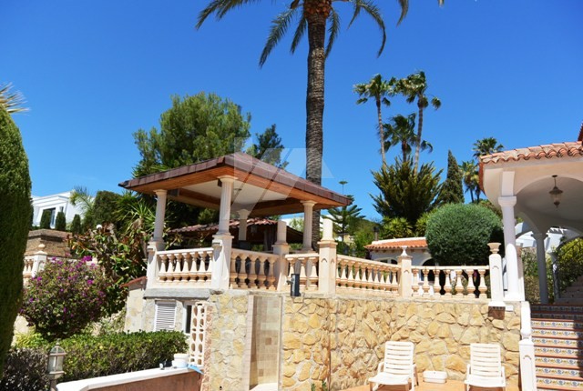 Villa te koop voor investering in Calpe, Costa Blanca.