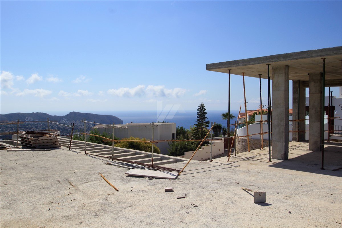 Nieuwbouw te koop in Moraira, uitzicht op zee.